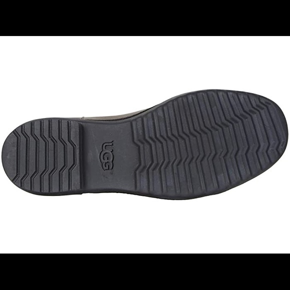 NIB🍁UGG Leather Boots🍁 - Picture 7 of 7